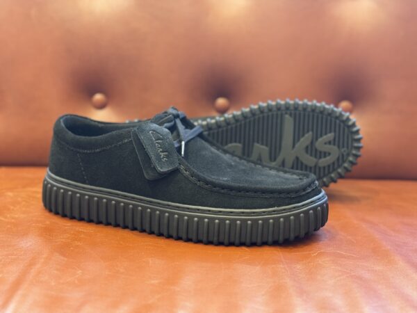 Clarks Torhill Lo Black Suede