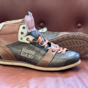 Kamo Gutsu Tifo 108 Foresta Pitone Orleans